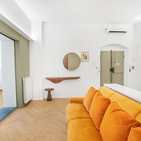 Lägenhet Four Seasons Duomo's Nest *