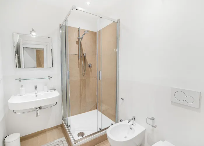 Lägenhet Four Seasons Duomo's Nest Florens