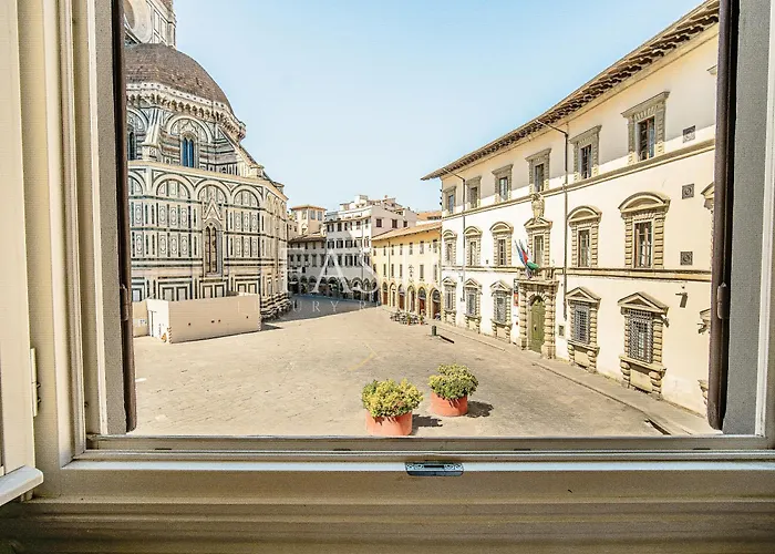 Four Seasons Duomo's Nest