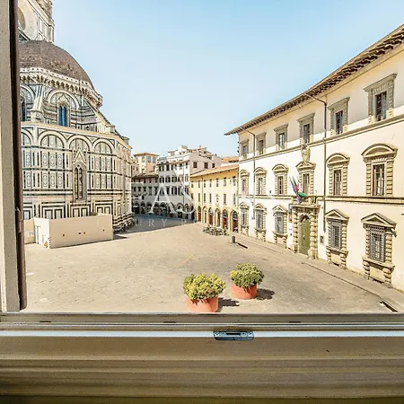Four Seasons Duomo's Nest